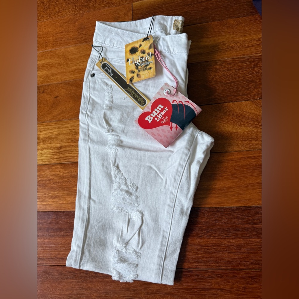 Hybrid & Company white distressed stretch jeans size 3 (26)